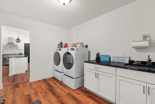 11218 N Crocker Road, Brooklyn, WI 53521