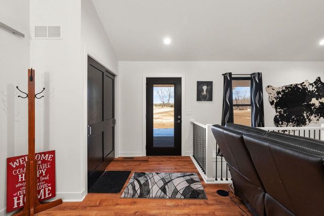 11218 N Crocker Road, Brooklyn, WI 53521