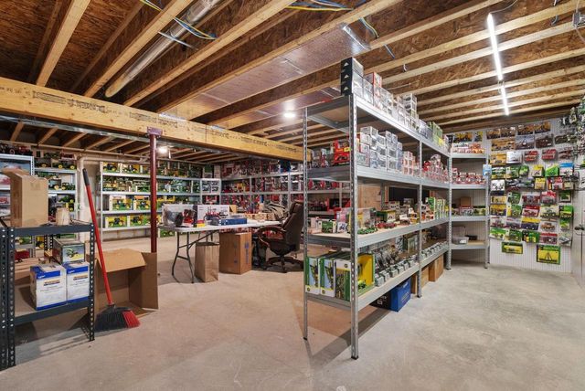 11218 N Crocker Road, Brooklyn, WI 53521