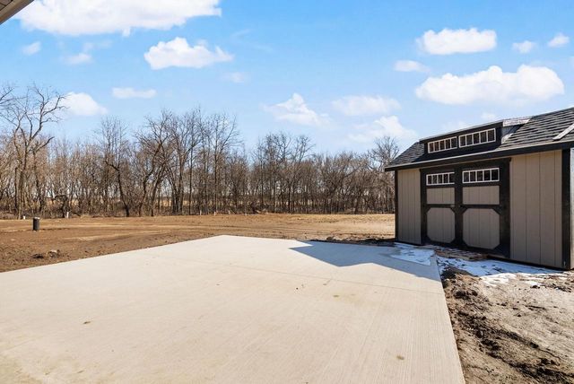 11218 N Crocker Road, Brooklyn, WI 53521