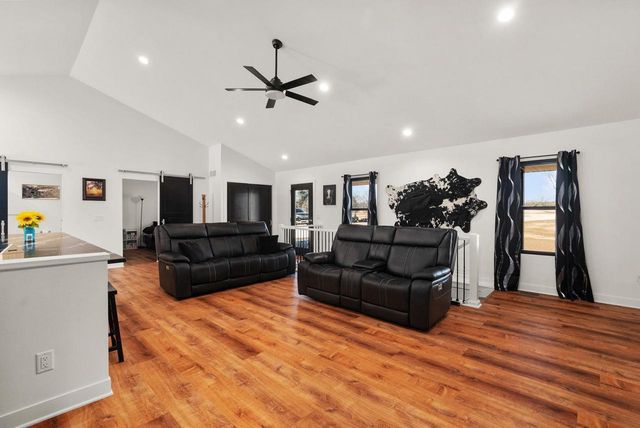 11218 N Crocker Road, Brooklyn, WI 53521