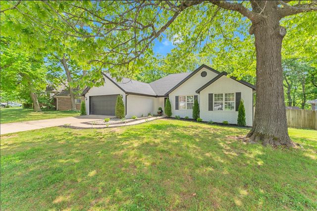 3492 Eaglecrest Circle, Springdale, AR 72762