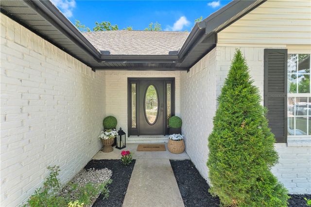 3492 Eaglecrest Circle, Springdale, AR 72762