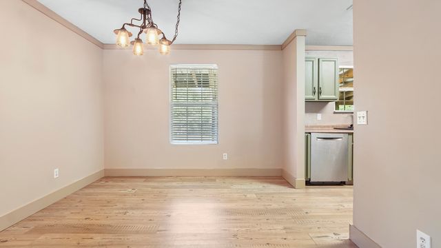 6837 Co Highway 1087, Defuniak Springs, FL 32433