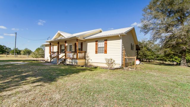 6837 Co Highway 1087, Defuniak Springs, FL 32433