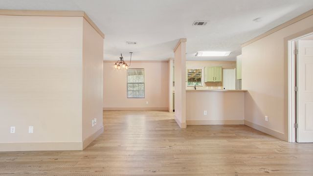 6837 Co Highway 1087, Defuniak Springs, FL 32433