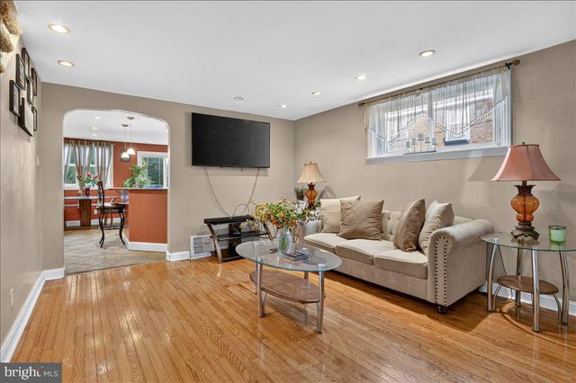5144 WHITEHALL DR, Clifton Heights, PA 19018