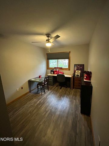 3640 Woodspring Road, Sylvania, OH 43560