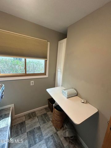 3640 Woodspring Road, Sylvania, OH 43560
