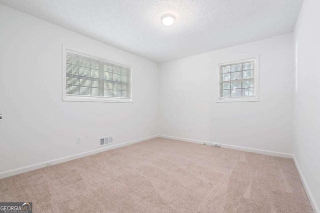920 Kings Court, Woodstock, GA 30189