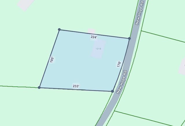 1018 New Hope Rd, Hilham, TN 38568