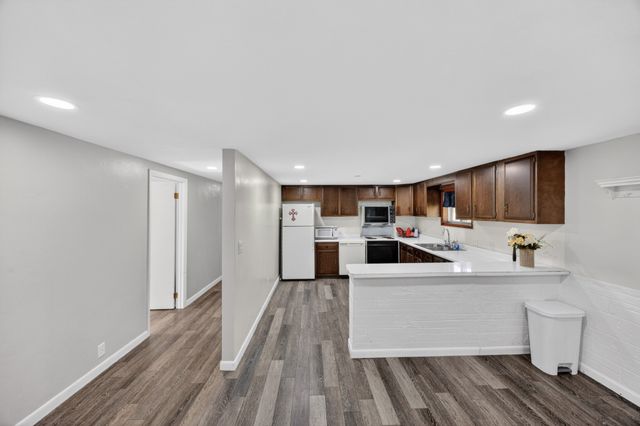 1018 New Hope Rd, Hilham, TN 38568
