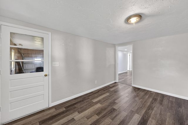 1018 New Hope Rd, Hilham, TN 38568