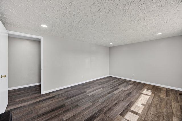 1018 New Hope Rd, Hilham, TN 38568