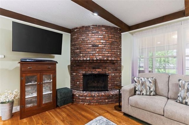 1120 NE 82nd Street, Kansas City, MO 64118