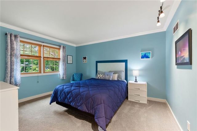 1120 NE 82nd Street, Kansas City, MO 64118