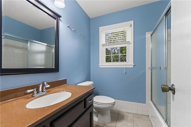 1120 NE 82nd Street, Kansas City, MO 64118
