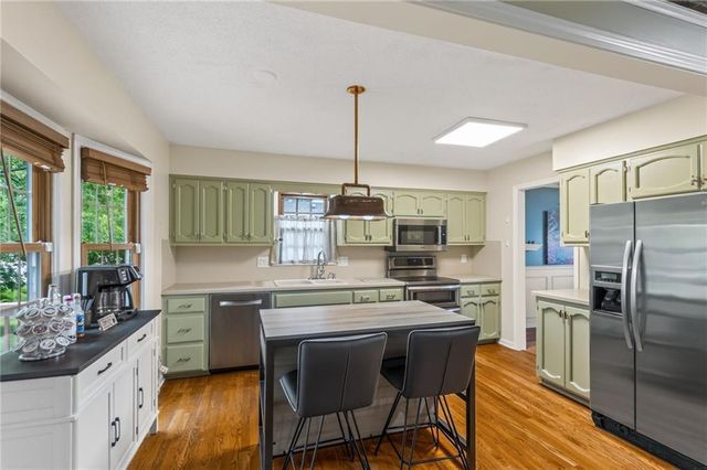 1120 NE 82nd Street, Kansas City, MO 64118