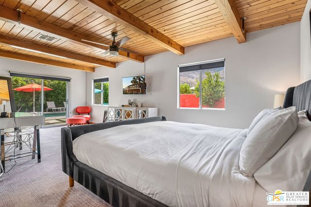 1327 E San Lucas Road, Palm Springs, CA 92264