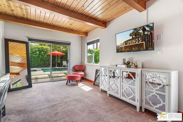 1327 E San Lucas Road, Palm Springs, CA 92264