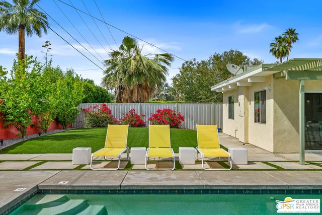 1327 E San Lucas Road, Palm Springs, CA 92264