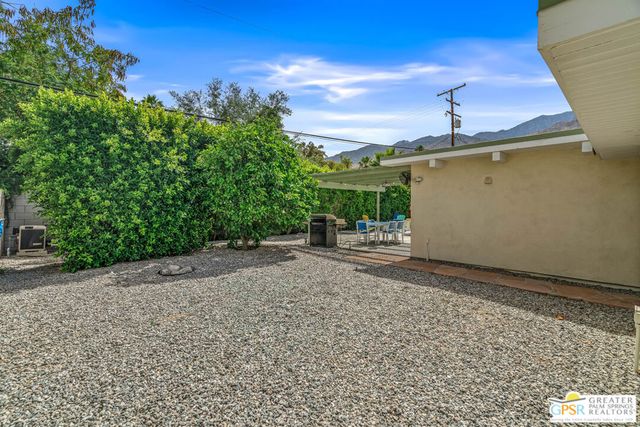 1327 E San Lucas Road, Palm Springs, CA 92264