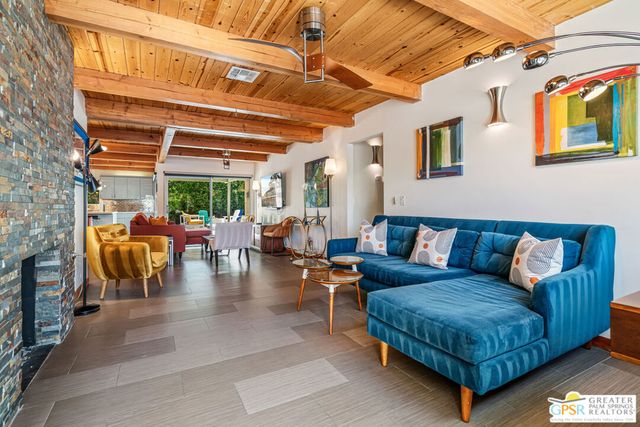 1327 E San Lucas Road, Palm Springs, CA 92264