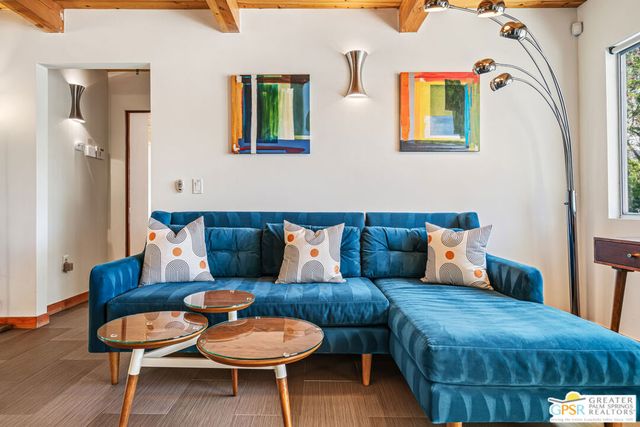 1327 E San Lucas Road, Palm Springs, CA 92264