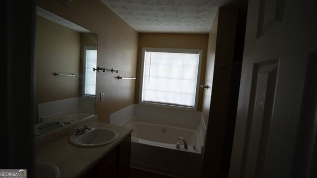 2010 Hillspring Lane, Lithonia, GA 30058