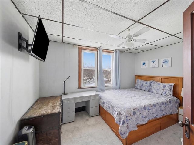 6489 Simmons Avenue, South Park, PA 15129