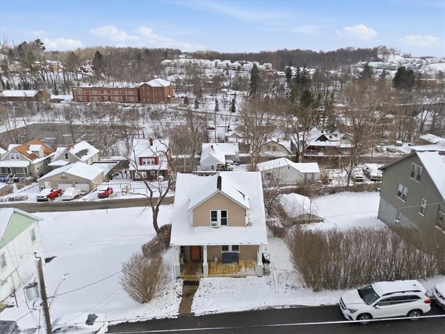 6489 Simmons Avenue, South Park, PA 15129