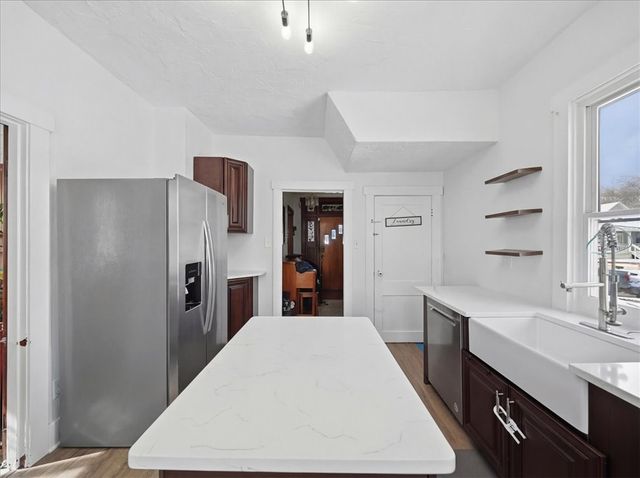 6489 Simmons Avenue, South Park, PA 15129