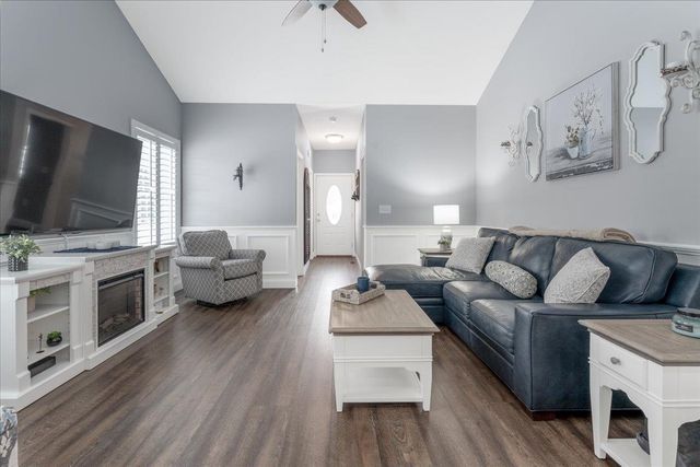 18 Memory Lane, Loudon, NH 03307