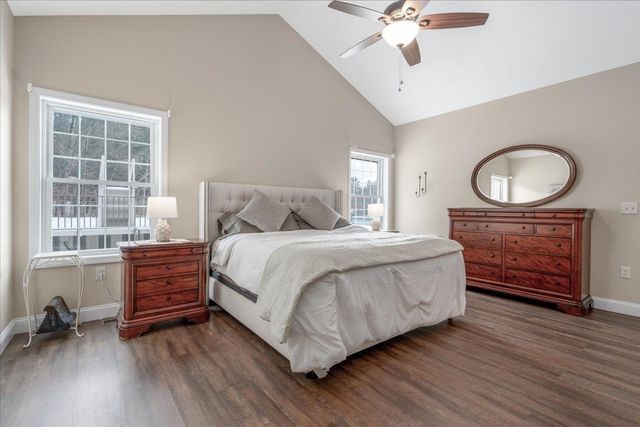 18 Memory Lane, Loudon, NH 03307