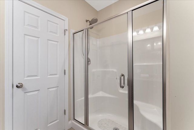 18 Memory Lane, Loudon, NH 03307