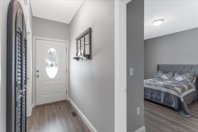 18 Memory Lane, Loudon, NH 03307