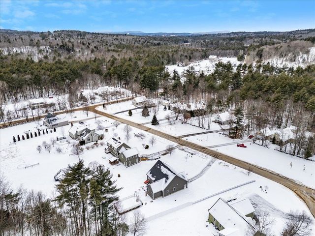 18 Memory Lane, Loudon, NH 03307