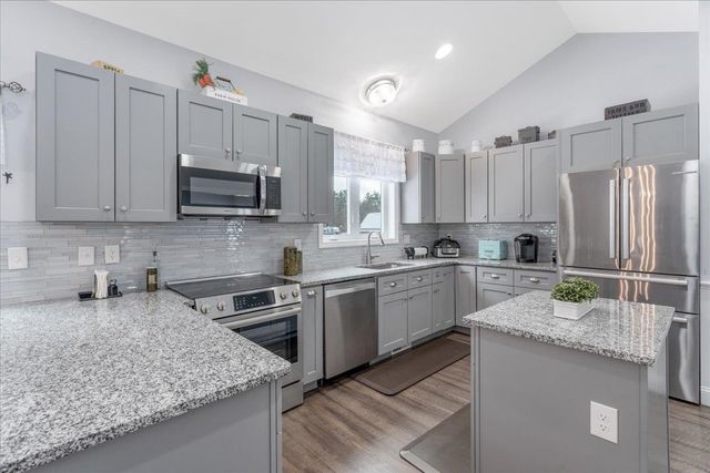 18 Memory Lane, Loudon, NH 03307