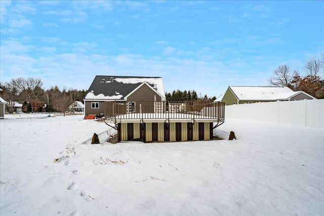 18 Memory Lane, Loudon, NH 03307