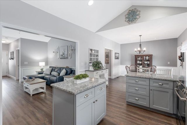 18 Memory Lane, Loudon, NH 03307