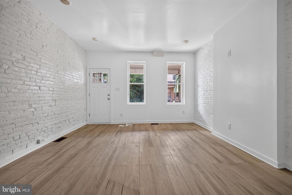 2531 N DOVER ST, Philadelphia, PA 19132