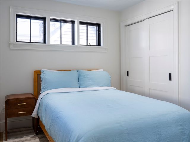 7 Dearborn Street 1, Newport, RI 02840