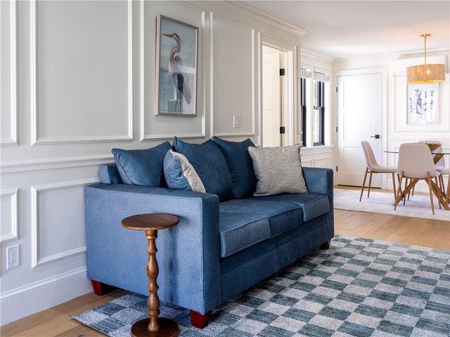 7 Dearborn Street 1, Newport, RI 02840