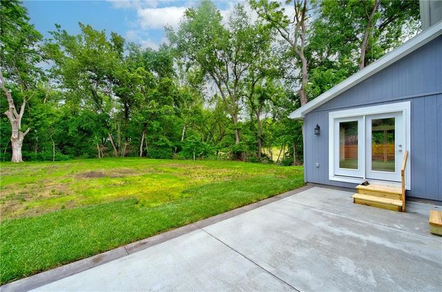 18608 E 26 Terrace, Independence, MO 64057