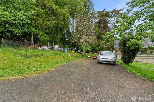 1941 Gerber Street, Raymond, WA 98577