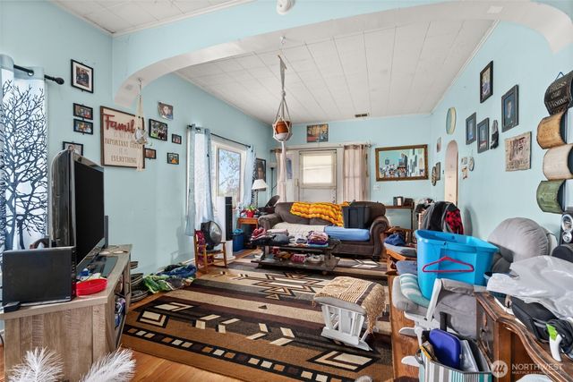 1941 Gerber Street, Raymond, WA 98577