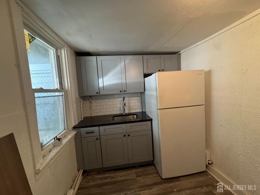 50 division Street, New Brunswick, NJ 08901