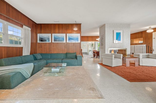 20 Lake Shore Dr, St Augustine, FL 32080