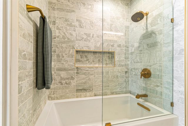 20 Lake Shore Dr, St Augustine, FL 32080