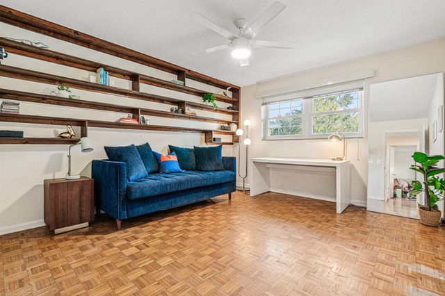 20 Lake Shore Dr, St Augustine, FL 32080